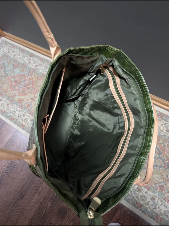 Joy & Iman Quilted Green Tote with Tan Handles - Picture 10 of 11